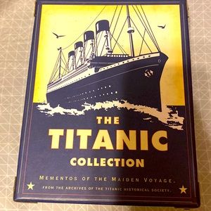 Titanic collection momentos of the maiden voyage